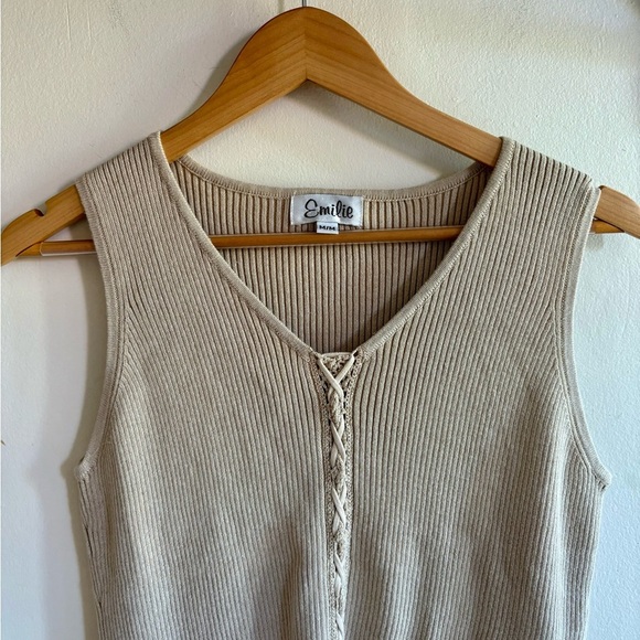 ✨Vintage Emilie Knit Top✨ - size M - Picture 5 of 5